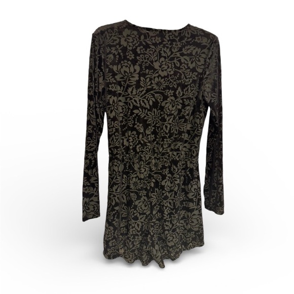 Anthropologie Saylor black floral burnout velvet long-sleeve faux-wrap romper M - Picture 3 of 4